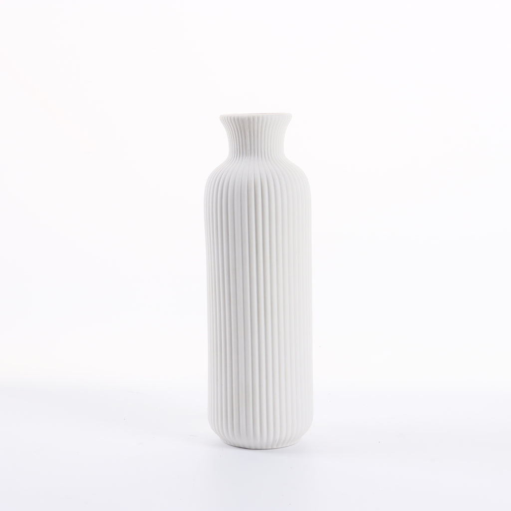 GarDream White Ceramic Vase for Home Decoration